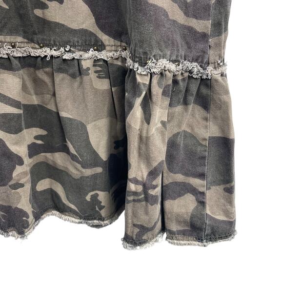 VTG Y2K Camo Tiered Maxi Midi Skirt Sz 16W Stud Punk Goth Distressed Modest Army - Picture 3 of 6